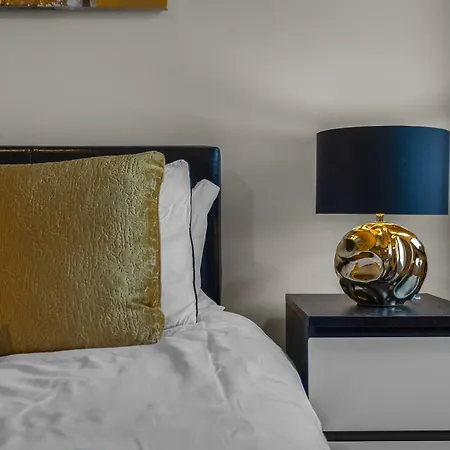 Apartament Free Parking - Centre - Stunning Views - Great Location *