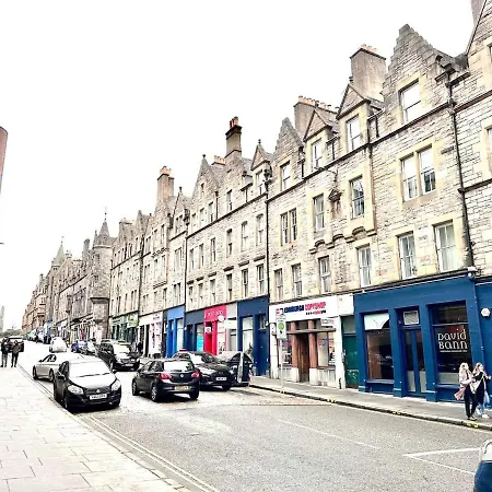 Unique Cozy Nest For 2, Old Town Apartamento Edimburgo