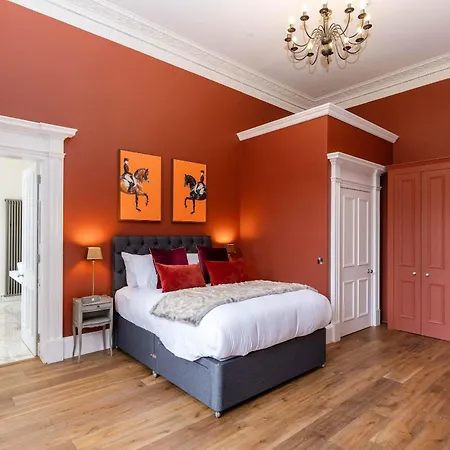 Dragon Luxury Serviced At Albyn Place Edimburgo