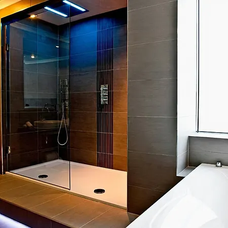 Hotell The Glasshouse, Autograph Collection 5*