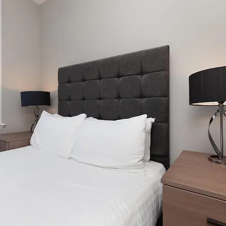 Destiny Scotland - Hill Street Apartment Edinburgh