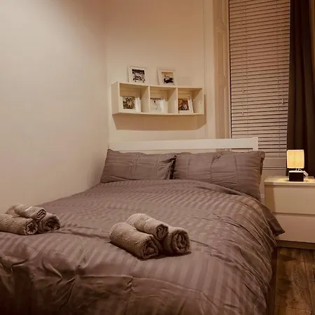 Attractions Retreat * Εδιμβούργο