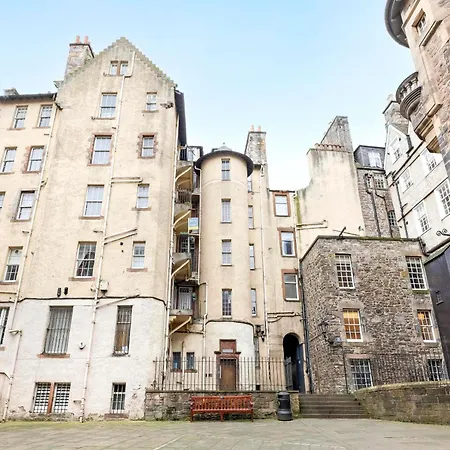 Joivy Classy Near Castle Daire