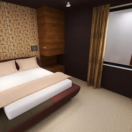 3 John's Place Townhouse 4* Edinburgh