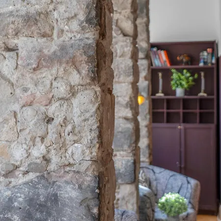 Old Town Romantic Getaway Apartament *