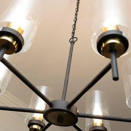 The Heart Of Old Town With Castle Views *