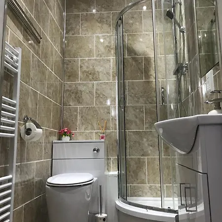 Lothian Center Apartmán *