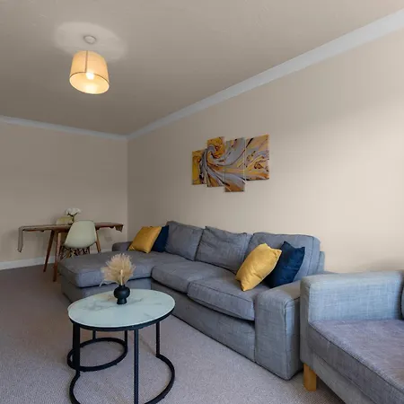1 Double In Shared In With Free Parking Apartmán *