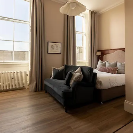 Moment George Iv Bridge Hotel