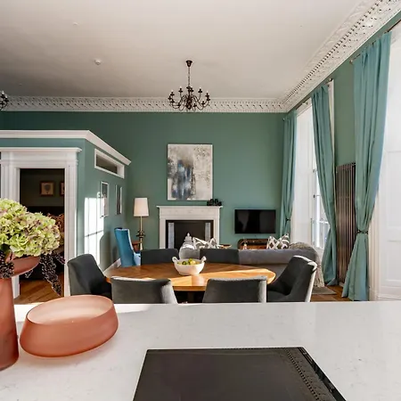 Apartment Dragon Luxury At 8 Albyn Place *