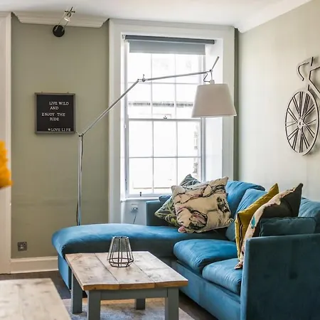 The Cobbled Rider Apartment Edinburgh