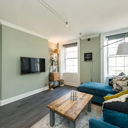 The Cobbled Rider Apartment Edinburgh