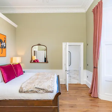 Dragon Luxury At 8 Albyn Place Apartman Edinburgh