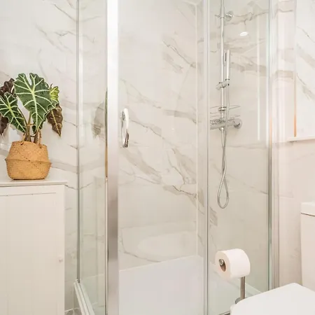 1 Bedroom Beachside Pass The Keys Appartement