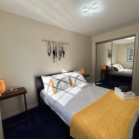 Relaxing Free Parking Space For One Апартаменты *