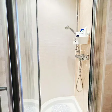 Luxury At Apartment *