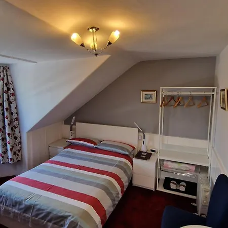 Mackenzie Гостевой дом Эдинбург