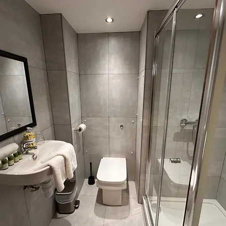 מלון The Valentine - Townhouse (adults Only) 3*