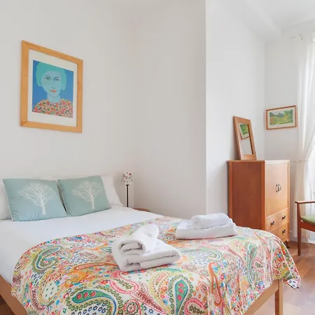Cozy With Character Vibrant Style Flat At Leith Links Park Apartment