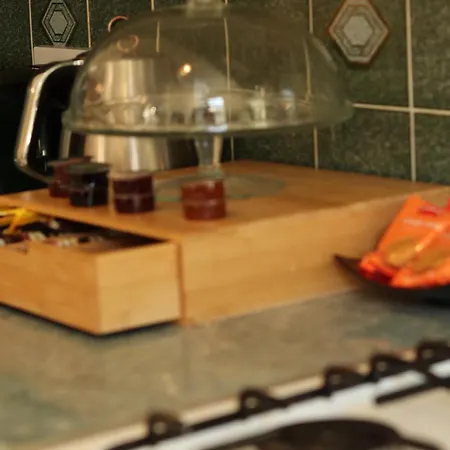 3 Bedrooms Flat In Old Town Sleeps 6 公寓