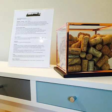 Bright & Stylish West End * إدنبرة