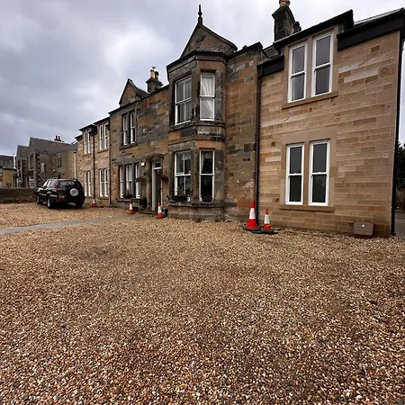 Πανσιόν Aynetree 3*