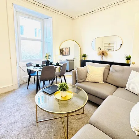 Deluxe Centre Διαμέρισμα *