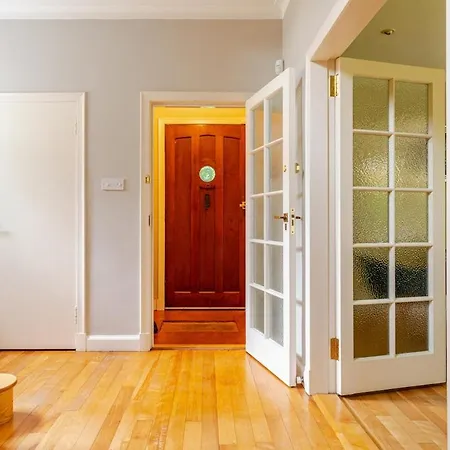 Villa Amulree, Edinburgh