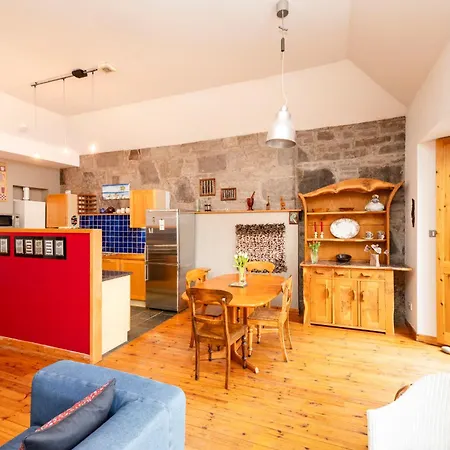 Daire New Town Deluxe With Terrace