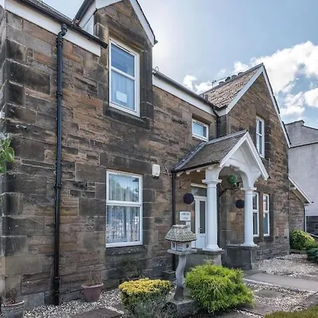 Luxury 4-bedroom Townhouse, Free Parking, Near Portobello Beach, Sleeps 8 Appartamento Edimburgo