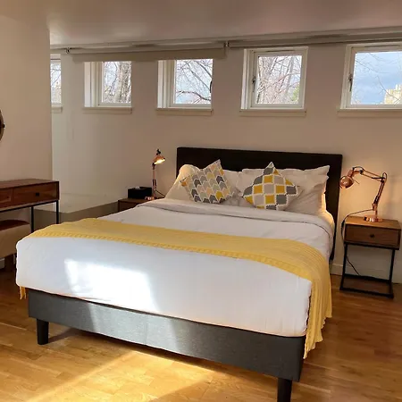 דירה 2 Bed 2 Bath With Private Parking אדינבורו