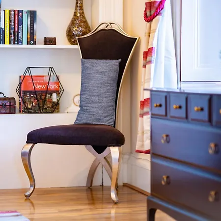 Apartment Luxury 4-bedroom Townhouse, Free Parking, Near Portobello Beach, Sleeps 8 Edinburgh