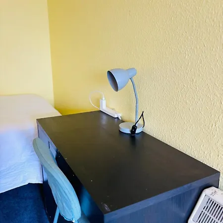 Entire Flat In Close To Center