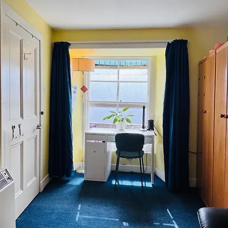 Entire Flat In Close To Center *