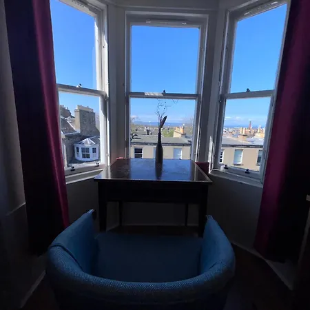 Regent House - Centre Affittacamere Edimburgo