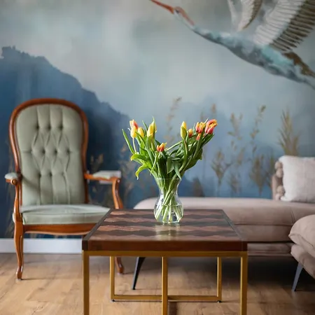 Beautiful Meadowbank With On-street Parking