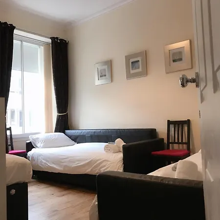 בית אירוח Private Double Bedroom Close To Uni *