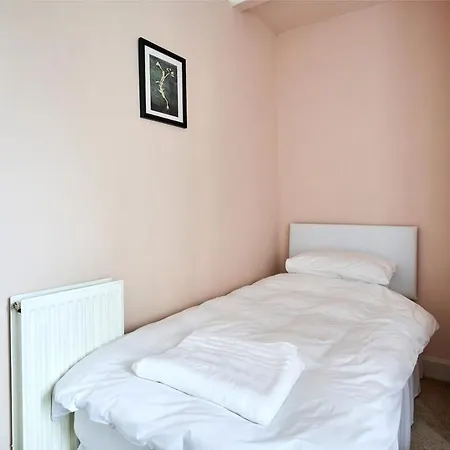 Апартаменты 3 Bedroom - Historic Old Town Эдинбург