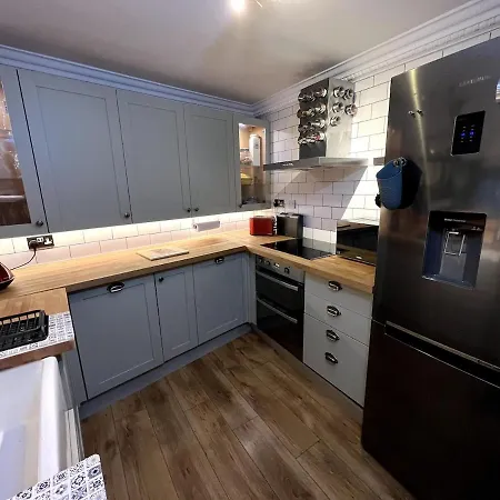 Spacious 2-bedroom In Spylaw Park Édimbourg