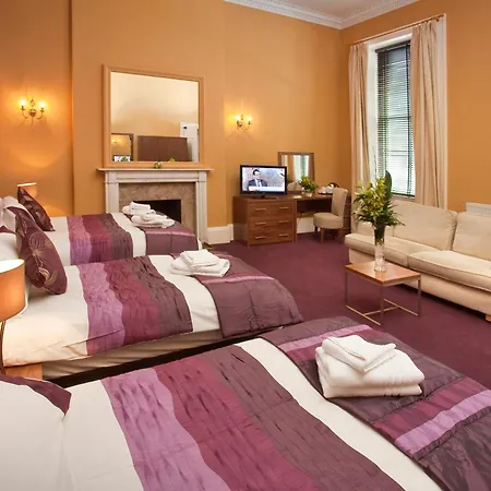 Hotell Albany 3*