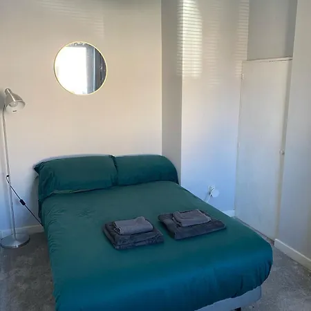 2 Bed Flat Near Murrayfield Apartament Edynburg