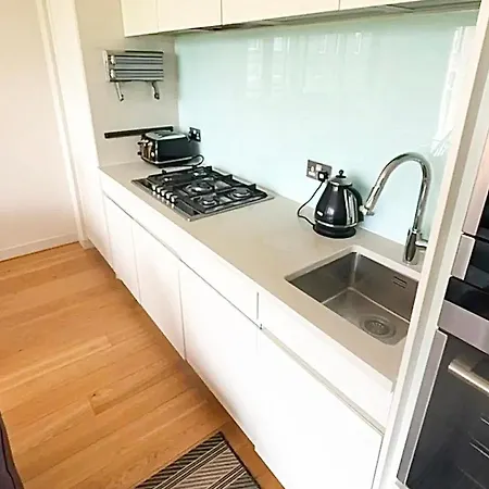 Modern Stylish Nests - Location Edinburgh