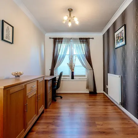 Roseburn Retreat 2b Free Parking شقة