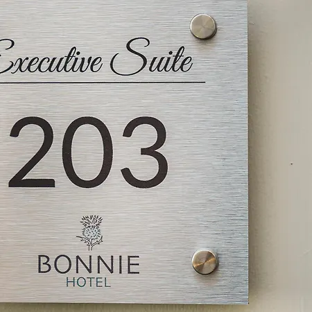 Bonnie - Smart Boutique - Haymarket Hotel