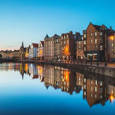 Comfortable 2 Bedroom Flat In The Centre Apartment Edinburgh