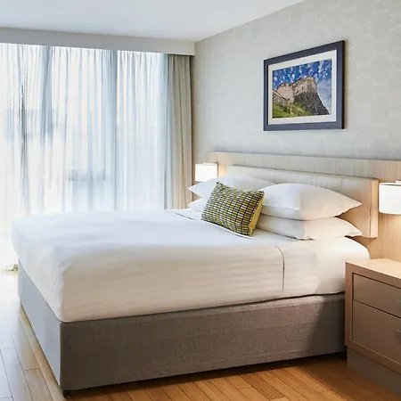 Hotel By Marriott Edinburgh