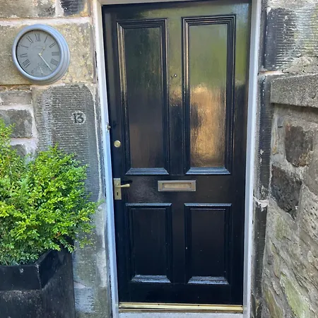 Truly Central, Princes St, Close To Castle Apartment *