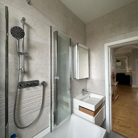 Skylight - Elegant Centre Appartamento