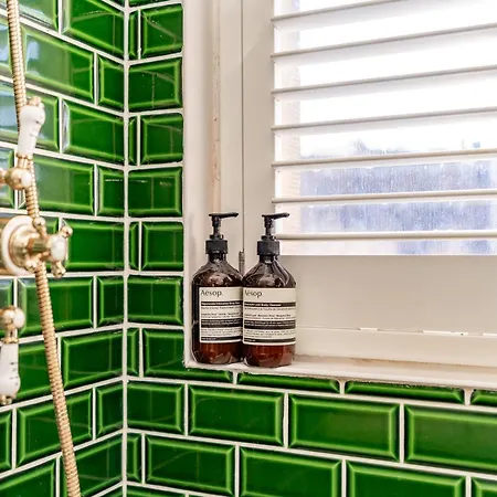 Stunning Flat, New Town, - Perfect Location 公寓