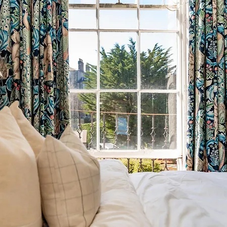 Stunning Flat, New Town, - Perfect Location 公寓